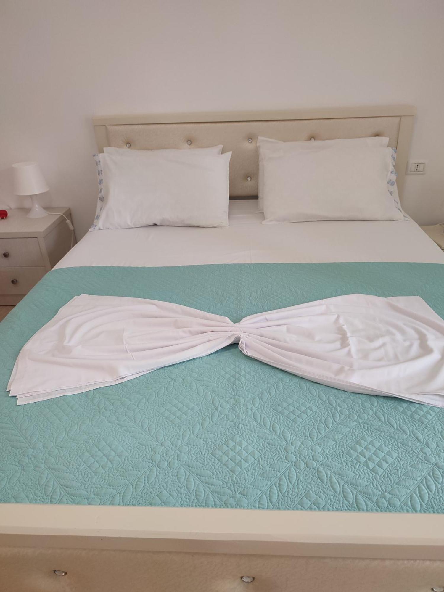 דרמי Penelope'S Rooms מראה חיצוני תמונה